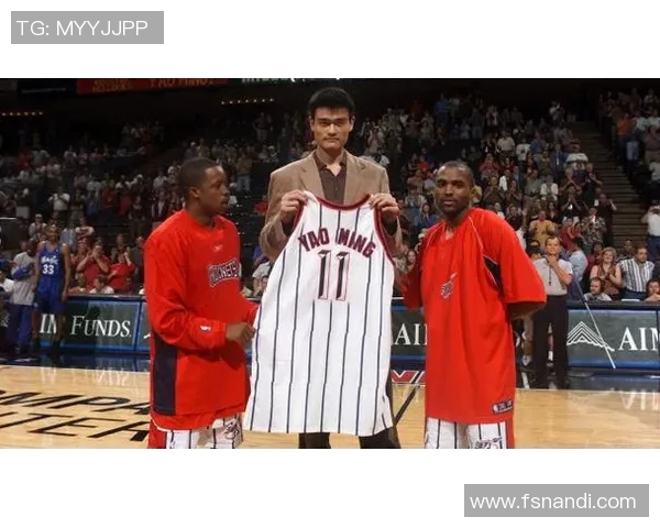 姚明在NPA赛场上的精彩表现与传奇故事回顾 姚明在NPA赛场上的精彩表现与传奇故事回顾