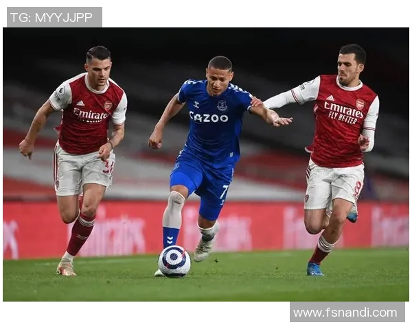 足球明星们的精彩进球集锦让你领略足球魅力与帅气瞬间