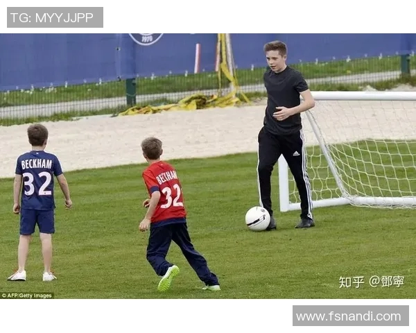 世界足球明星的孩子们如何在父母光环下追寻自己的梦想与人生道路 世界足球明星的孩子们如何在父母光环下追寻自己的梦想与人生道路