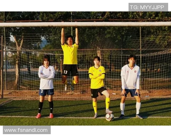 探秘当今足坛最年轻足球明星的崛起与未来潜力 探秘当今足坛最年轻足球明星的崛起与未来潜力